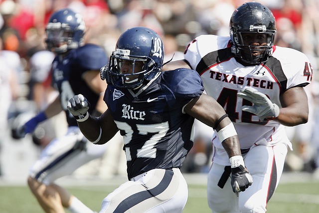 库里复出助勇士轻取鹈鹕,全力追赶快船.